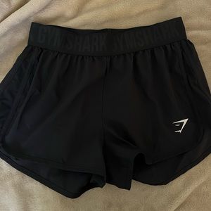 Gymshark Training Loose Fit Shorts - S